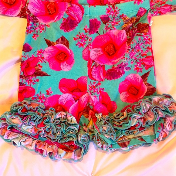 Posh peanut 5T/6T shirt shorts bright vibrant pink and blue - Picture 4 of 6